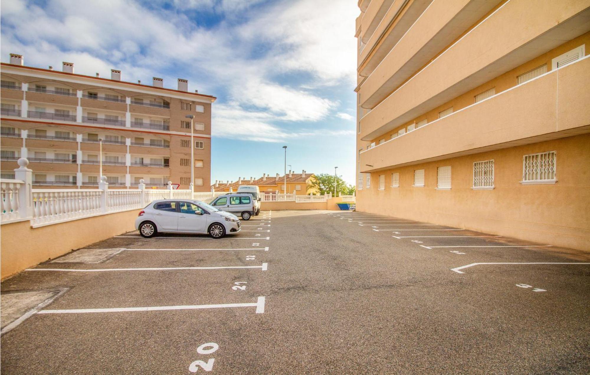 Beach Front Apartment In Los Arenales Del Sol Luaran gambar