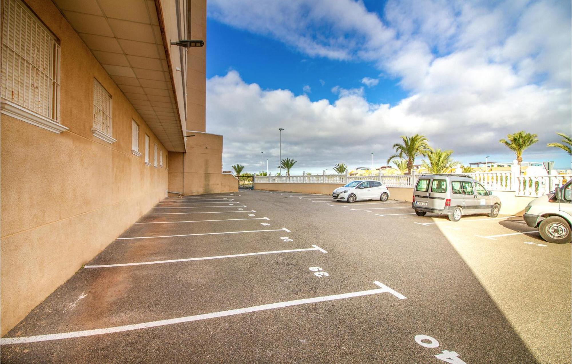 Beach Front Apartment In Los Arenales Del Sol Luaran gambar